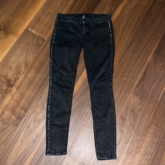 Studded size 27 distressed grey denim jeans - Picture 3 of 5